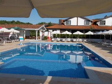 Фото номера Апартаменты - Двухуровневые Курортные отели Hotel Bukor Shtepi Magnolia г. Mandrica 87
