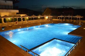 Фото номера Апартаменты - Двухуровневые Курортные отели Hotel Bukor Shtepi Magnolia г. Mandrica 62