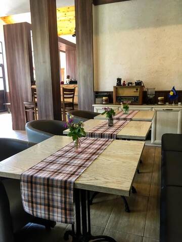 Фото номера Апартаменты - Двухуровневые Курортные отели Hotel Bukor Shtepi Magnolia г. Mandrica 33